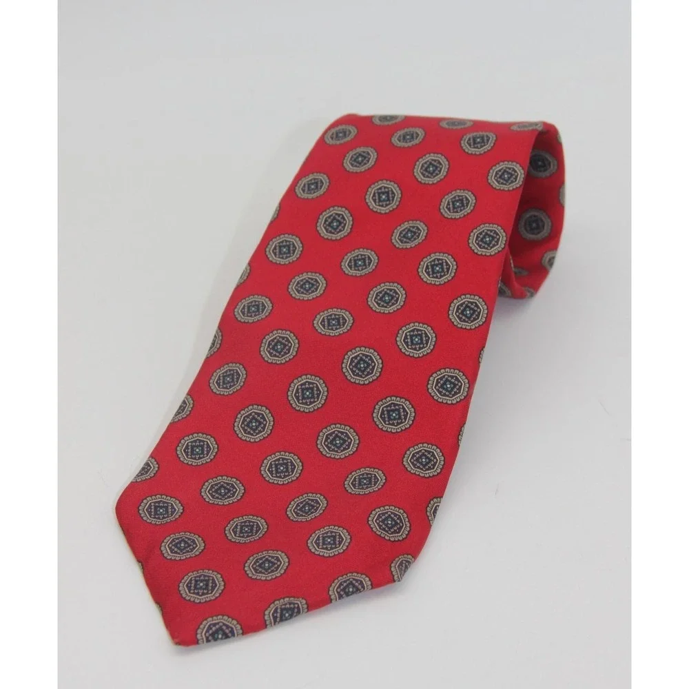 Halston III Men's Necktie Tie Silk Red Geometric USA Preppy Old Money Classic